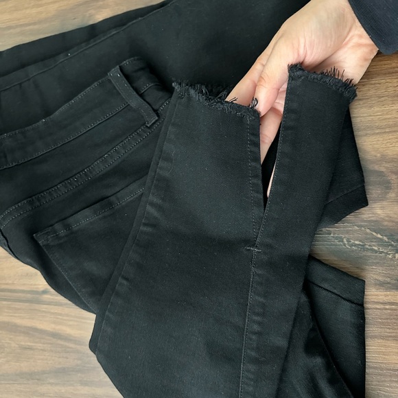 Flying Monkey Jean - Picture 3 of 3